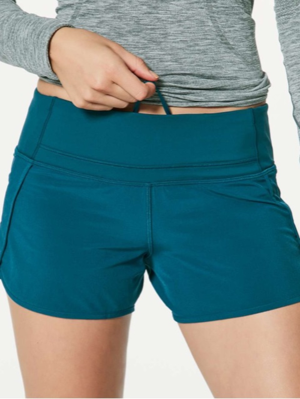 Lululemon Womens Size 6 Run Times Shorts Nile Blue Swift Ultra 4" 4-Way Stretch